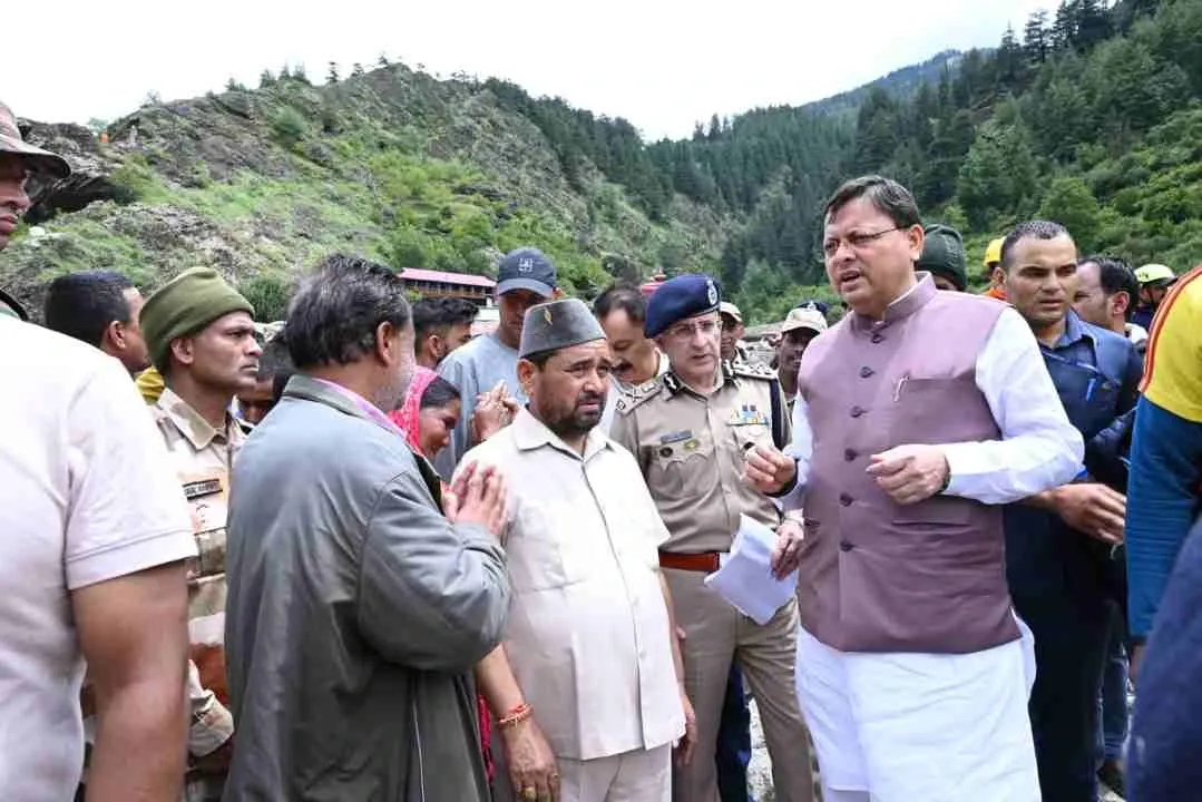 cm dhami in dharali (1)