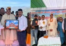 सिमोग के दशहरा उत्सव में शामिल हुए मंत्री सतपाल महाराज, शिलगुर विजट महाराज के किए दर्शन satpal-maharaj-simog-dussehra-2026-compressed